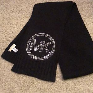 Michael Kors scarf